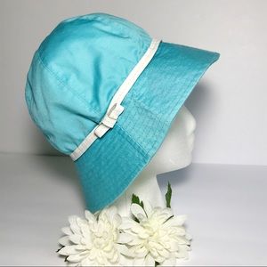 Lord & Taylor Aqua Twill Fabric Bucket Hat White Band Bow Stitched Brim NWOT